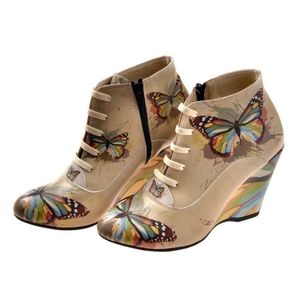 Goby butterfly ankle boots, like new, size 39